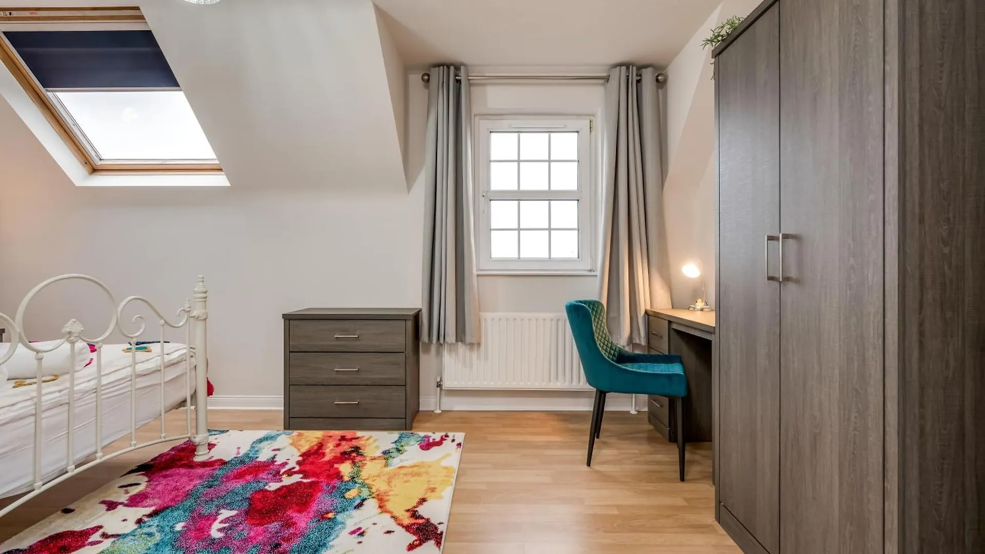 Holiday home Staybynumbers - City Centre Townhouse 2X Parking Belfast United Kingdom