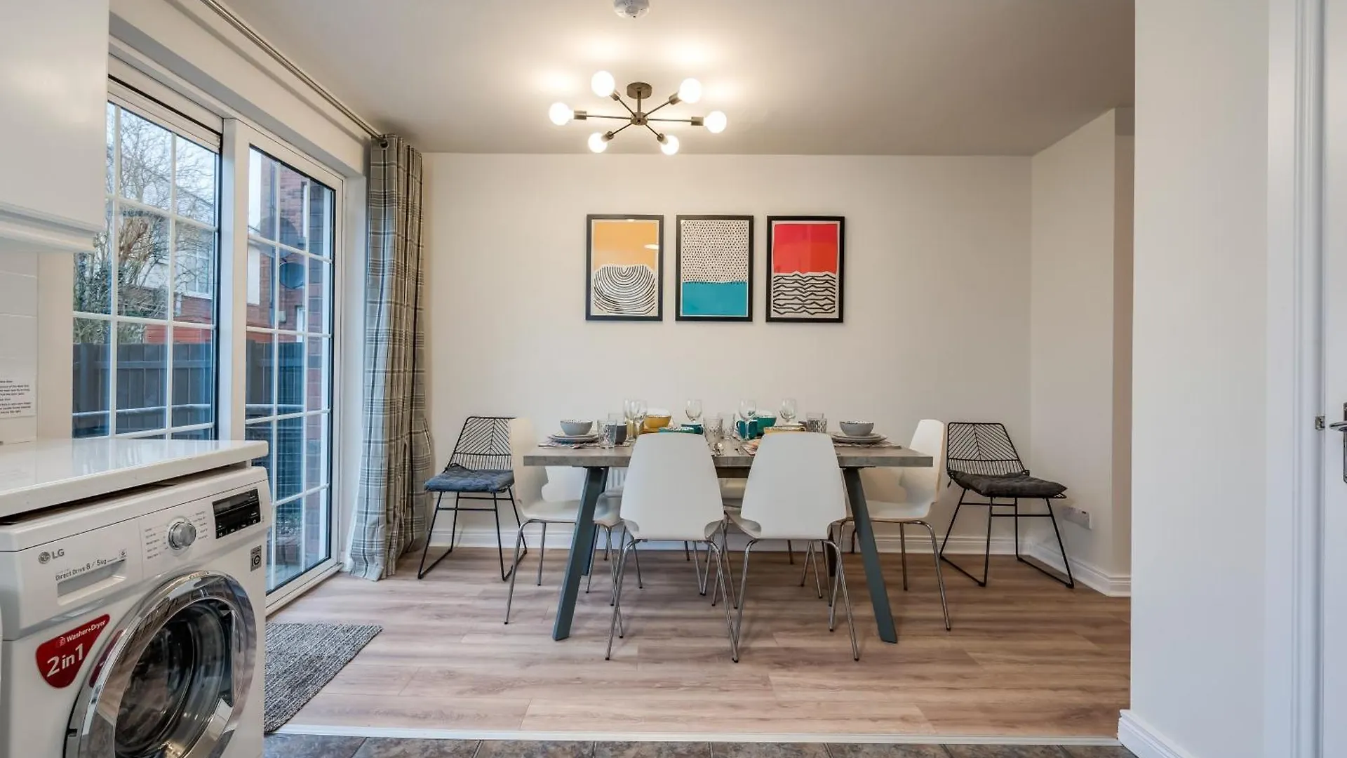 Staybynumbers - City Centre Townhouse 2X Parking Belfast 0*,  Birleşik Krallık