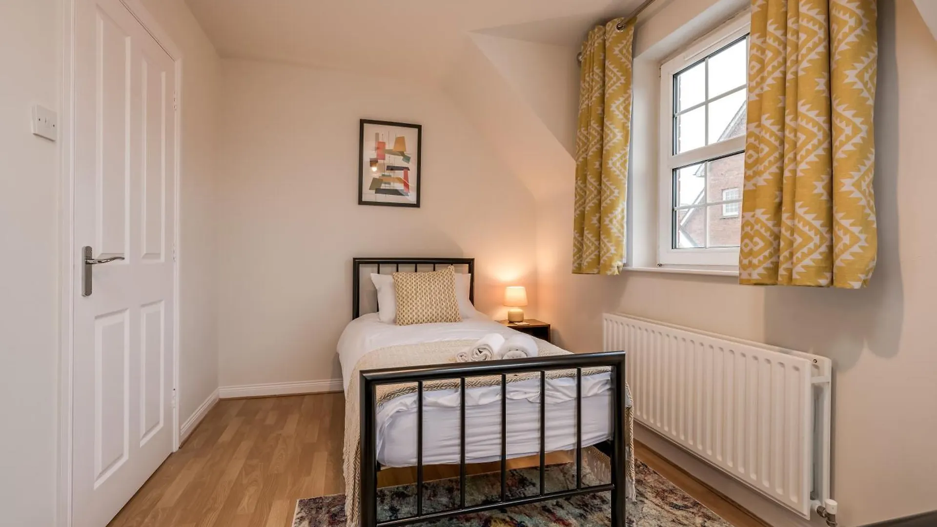 Tatil Evi Staybynumbers - City Centre Townhouse 2X Parking Belfast Birleşik Krallık